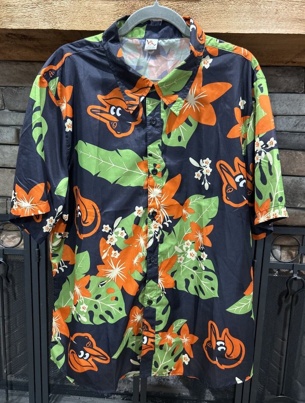 Men’s Baltimore Orioles AOP Short Sleeve Button Up Baseball Shirt Size XL *C8
